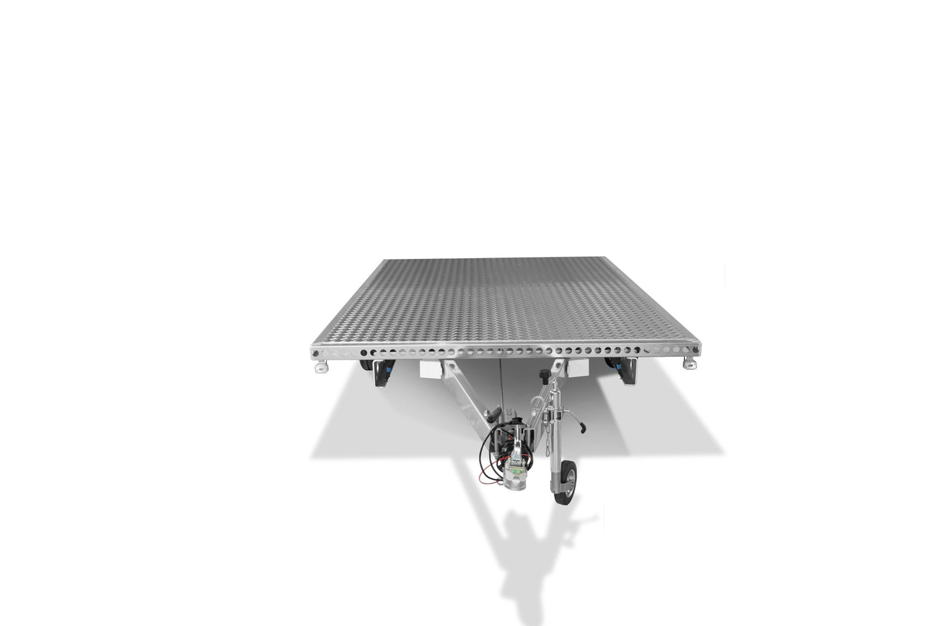 Aluminium Plattformanhänger Einachser - Ausgeschnittenes Bild - Frontansicht