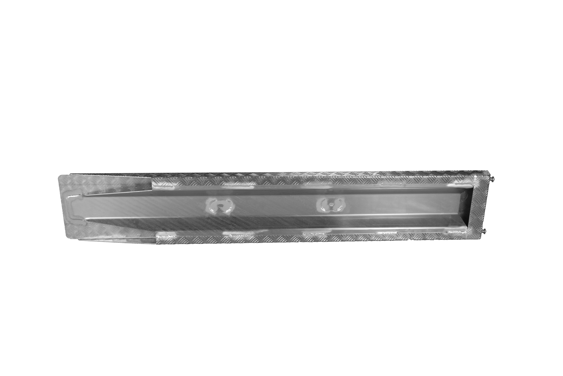 Auffahrrampe aus Aluminium aufgestellt von der Seite