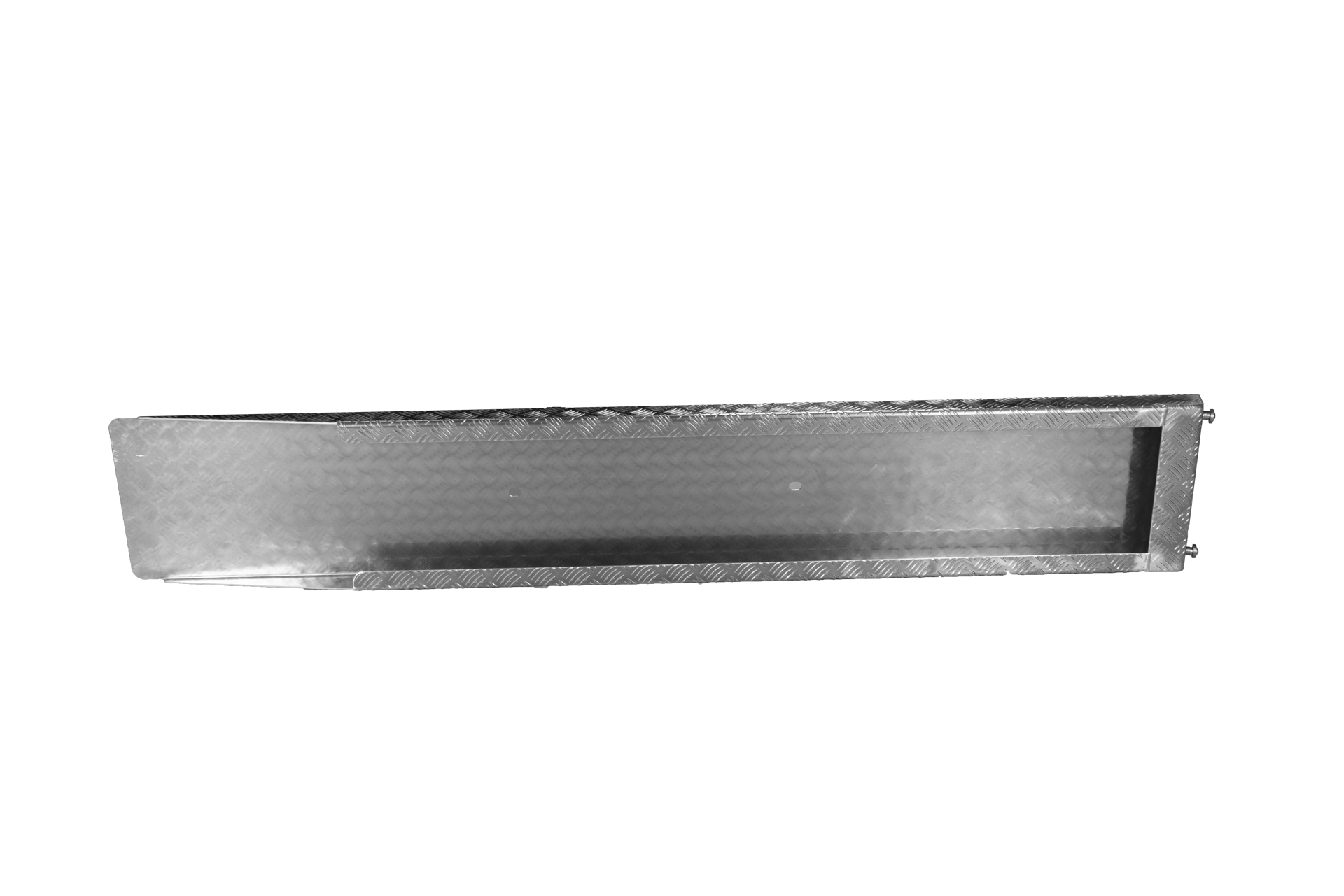 Auffahrrampe aus Aluminium aufgestellt von der Seite