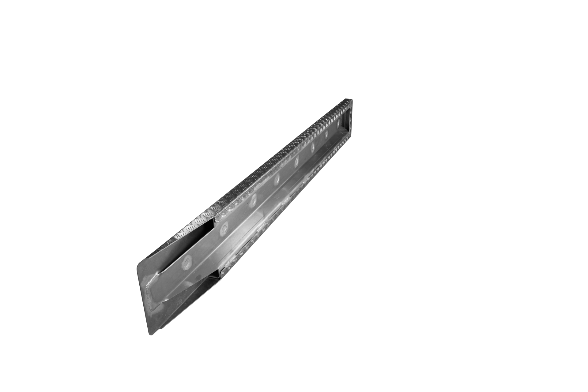 Auffahrrampe aus Aluminium aufgestellt von der Seite