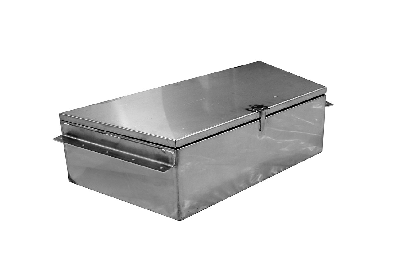 Deichselstaubox aus Edelstahl mit Gummidichtung - geschlossener Deckel - von oben - weißer Hintergrund